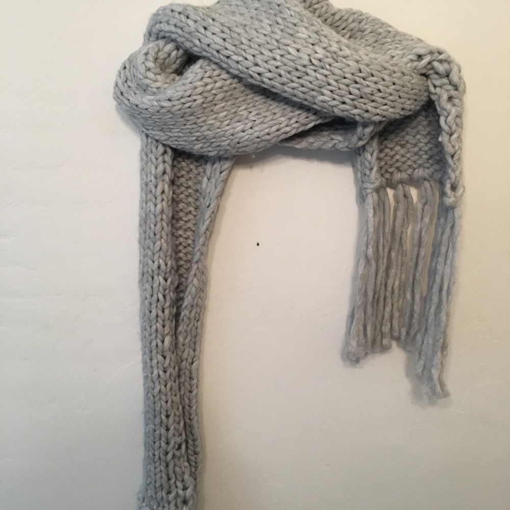 Loft long knit gray scarf. Where it 3 ways!